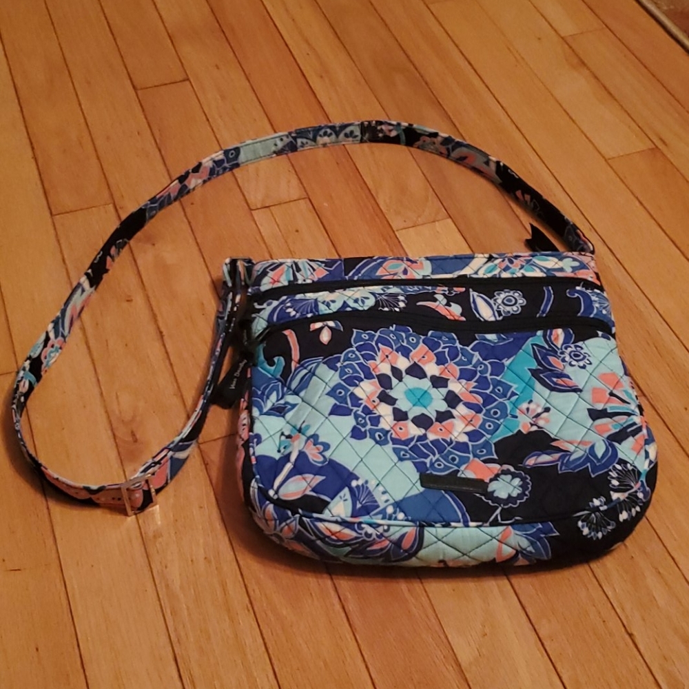 Vera Bradley Triple Zip Hipster